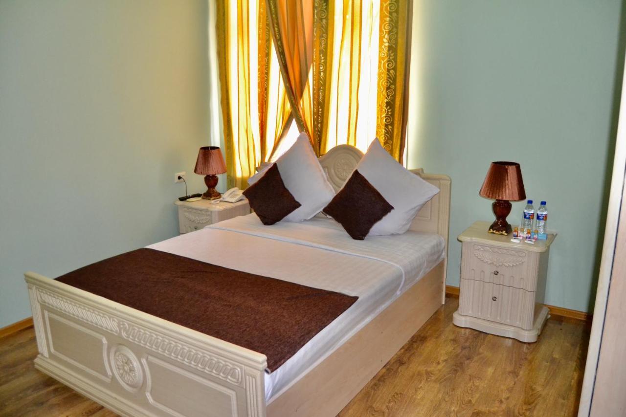 Pamir Hotell Tasjkent Exteriör bild