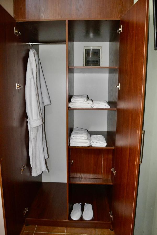 Pamir Hotell Tasjkent Exteriör bild